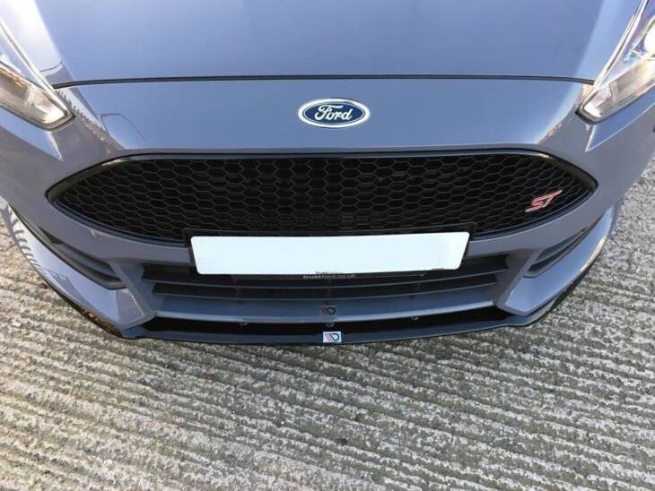 Maxton Design V4 Gloss Black Front Diffuser Splitter For Ford Focus ST Mk3 FL (Facelift)