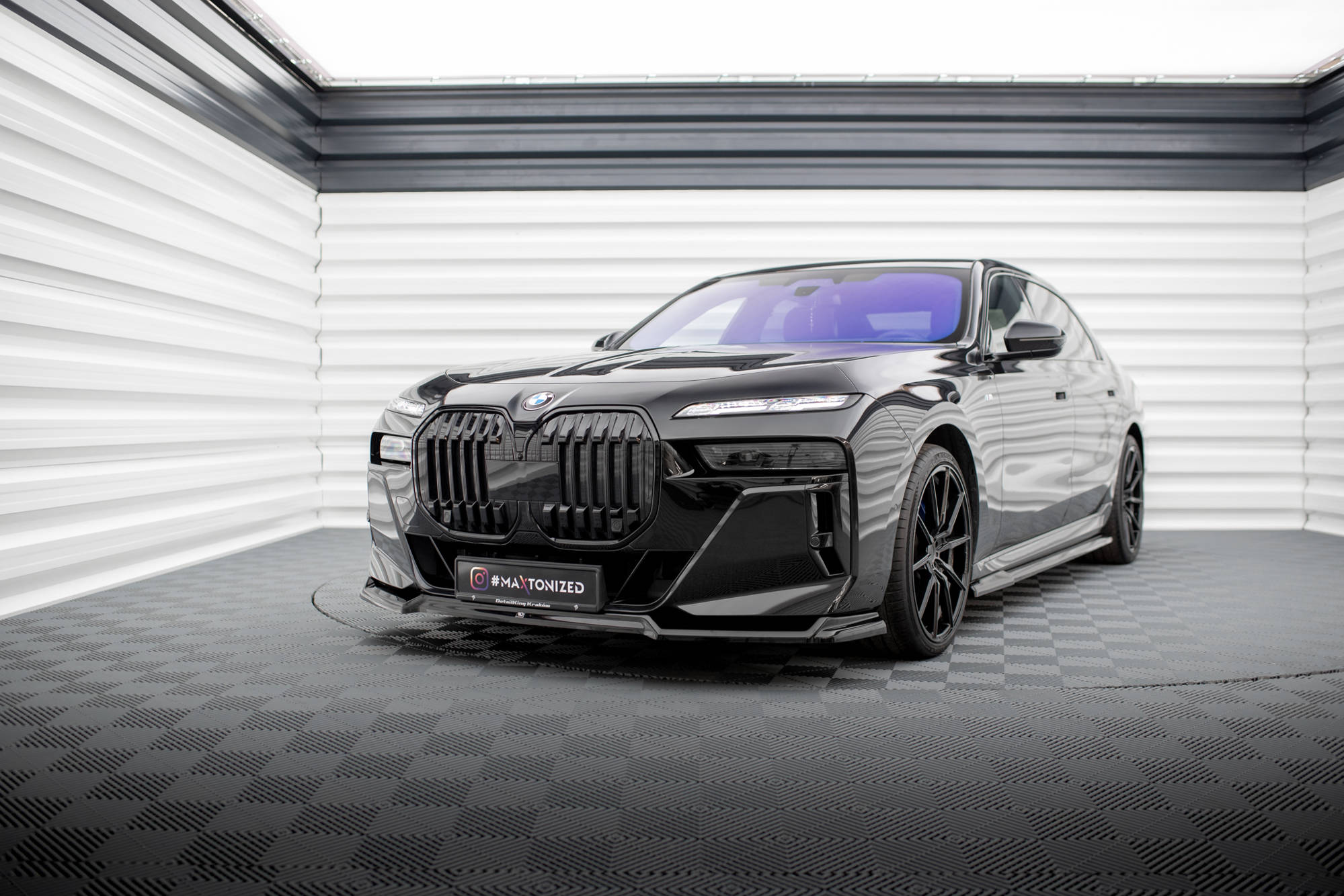 Set of Splitters BMW 740d M-Pack G70 - immagine 4