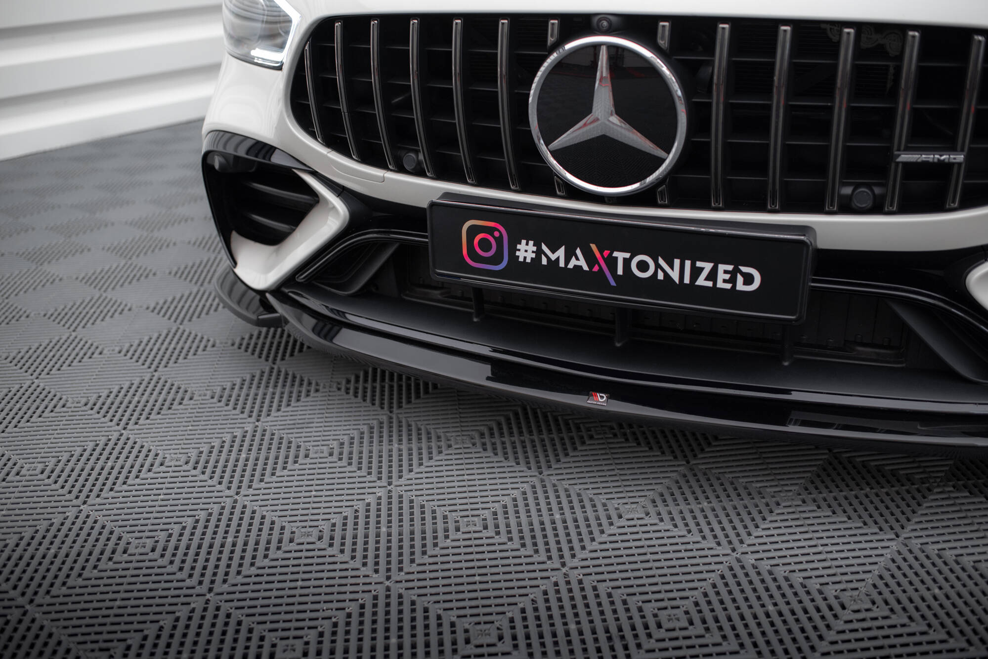 Set of Splitters Mercedes-AMG GT 43 4 Door Coupe V8 Styling Package - immagine 3