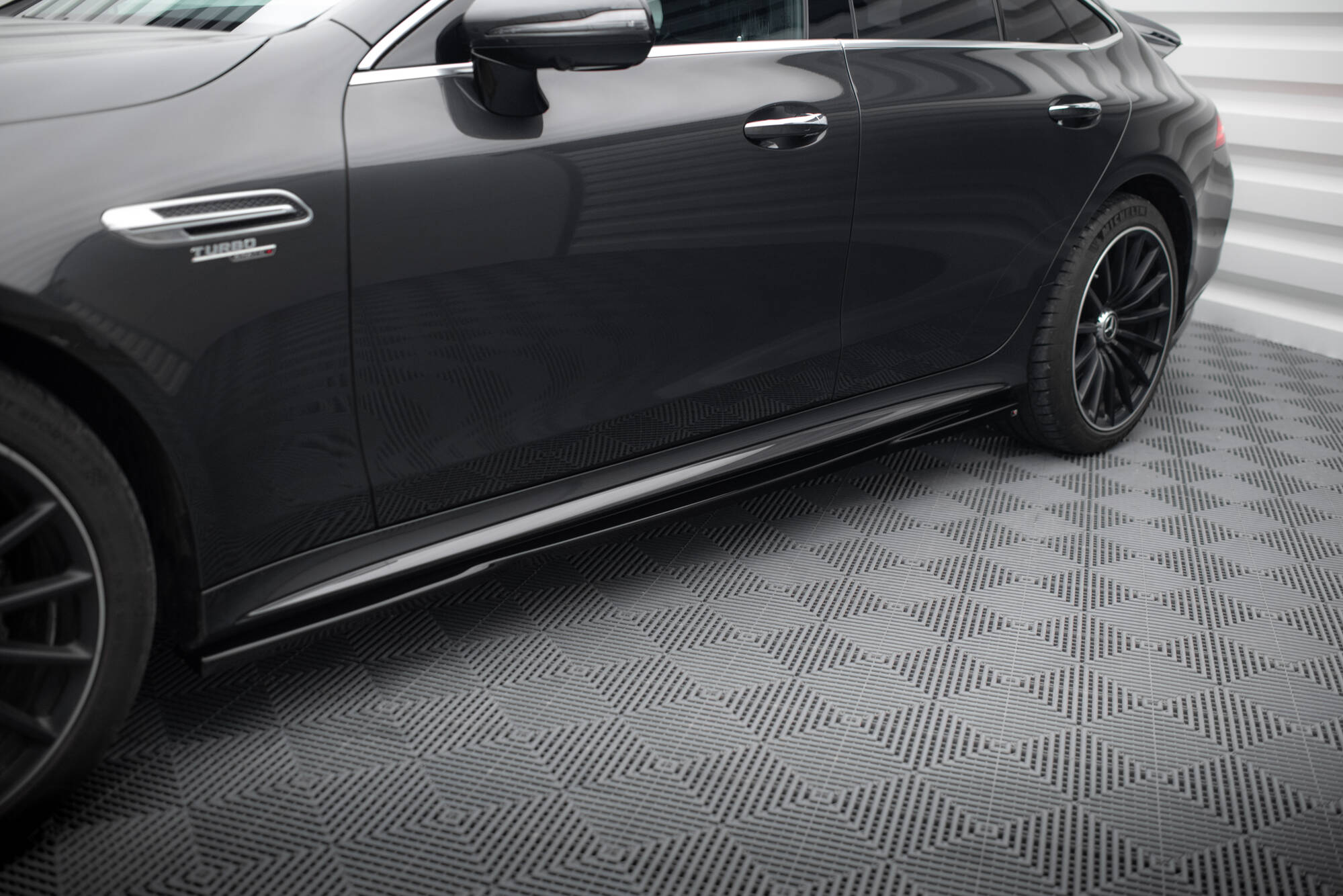 Set of Splitters Mercedes-AMG GT 53 4 Door Coupe - immagine 6