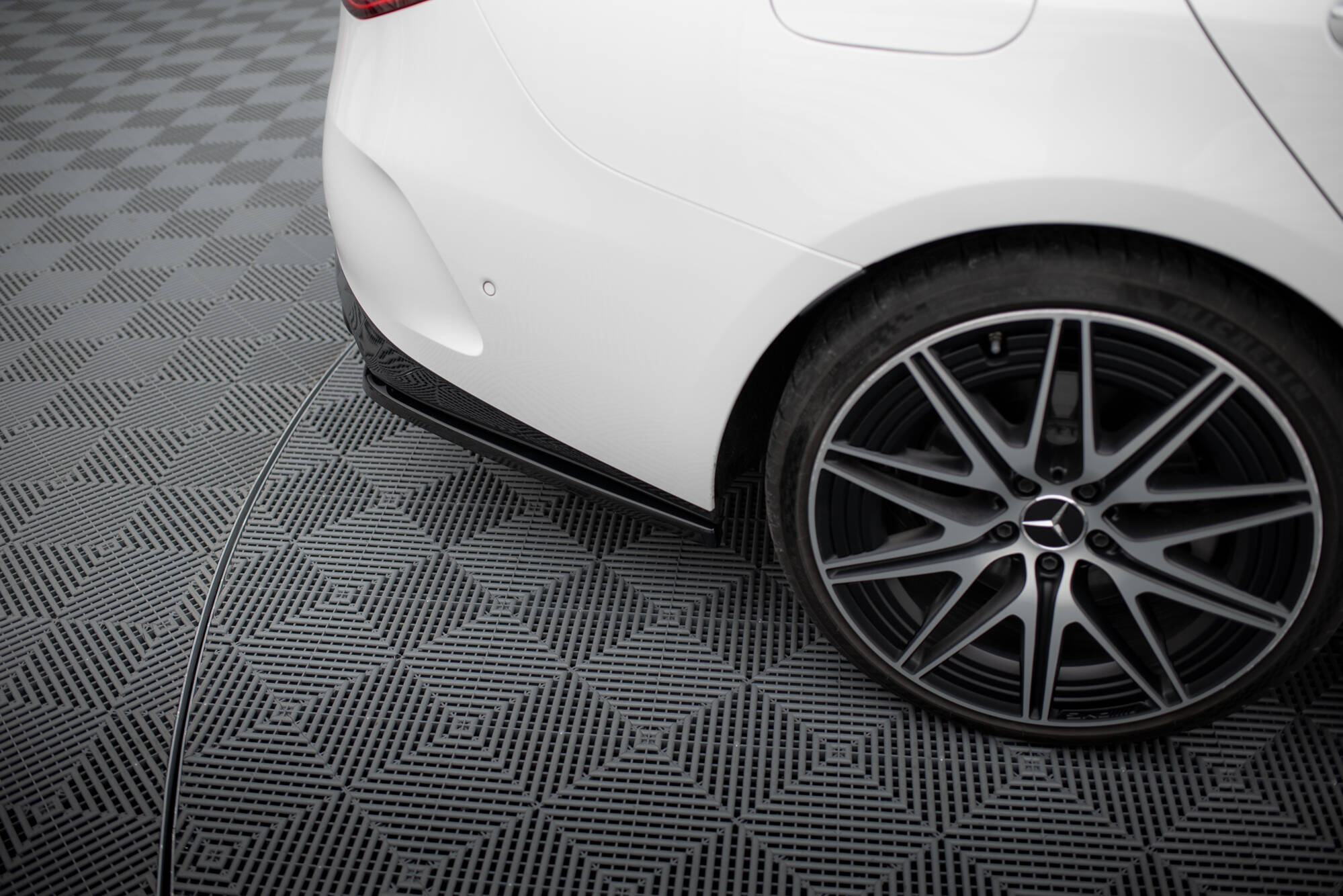 Set of Splitters Mercedes-Benz C Estate AMG-Line / 43 AMG S206 - immagine 7