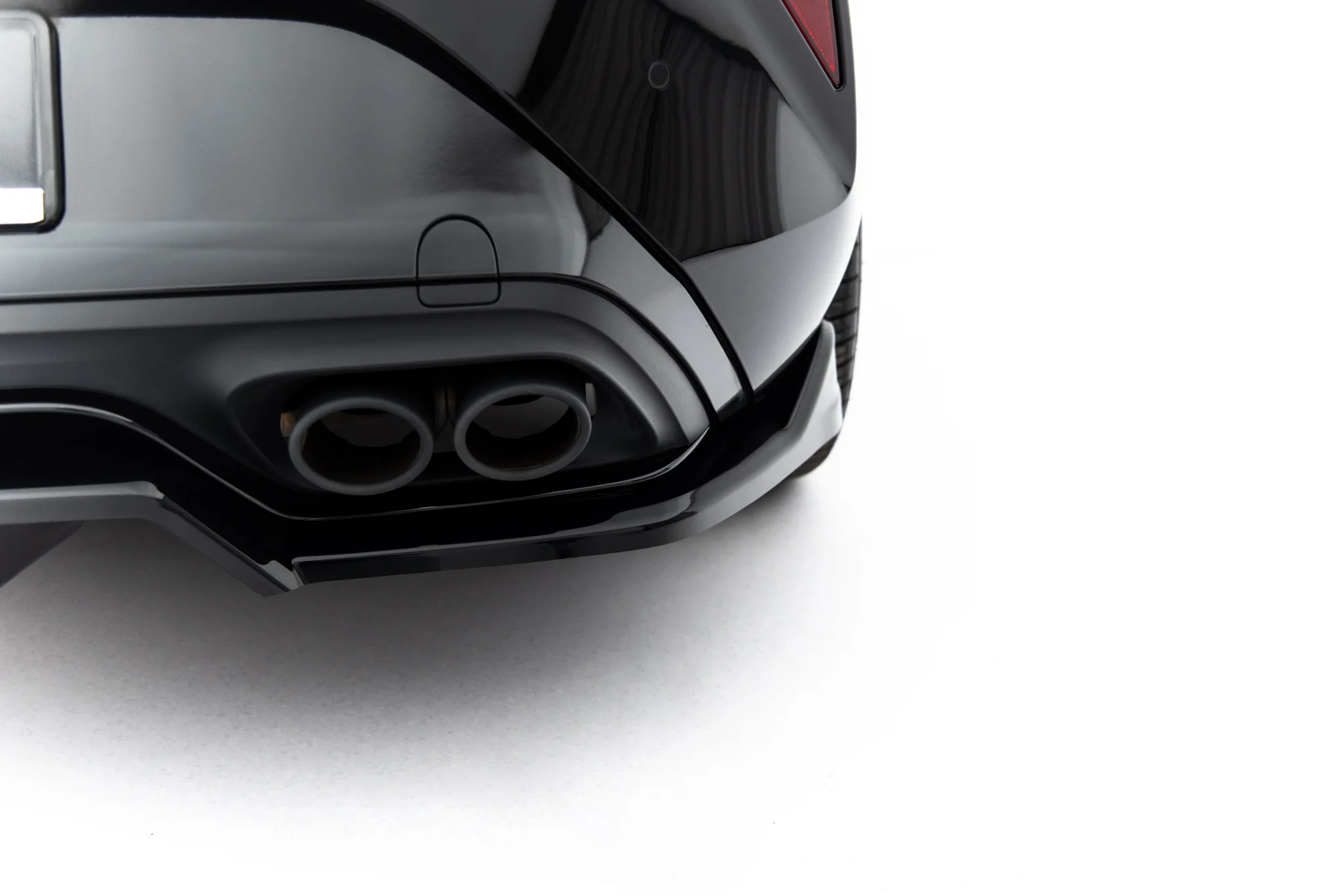 Rear Splitter (with vertical bars) V.1 suitable for Cupra Leon Hatchback Mk1 Facelift - immagine 3