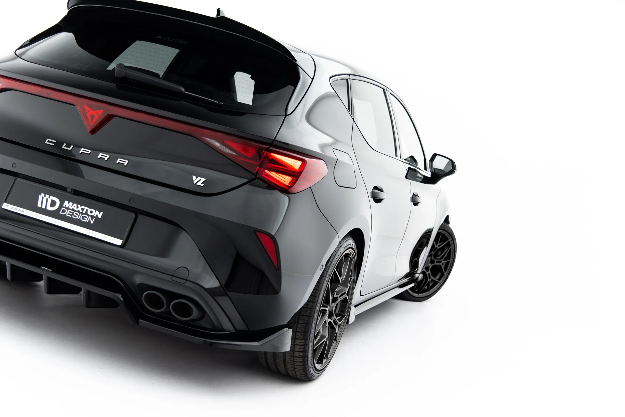 Rear Splitter (with vertical bars) V.1 suitable for Cupra Leon Hatchback Mk1 Facelift - immagine 2