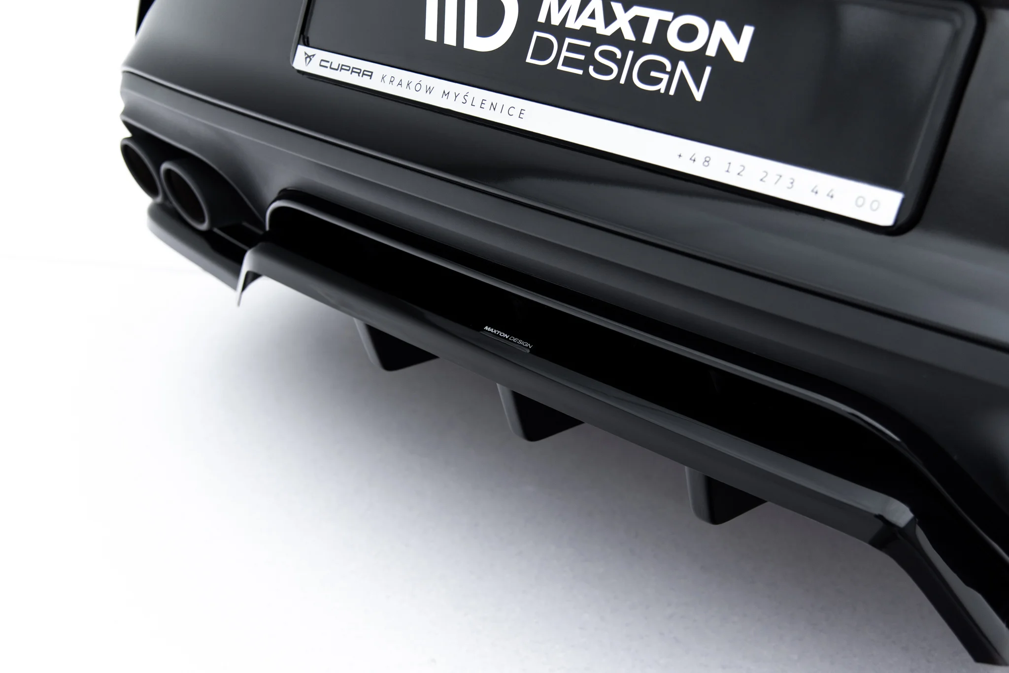 Rear Splitter (with vertical bars) V.2 suitable for Cupra Leon Hatchback Mk1 Facelift - immagine 2