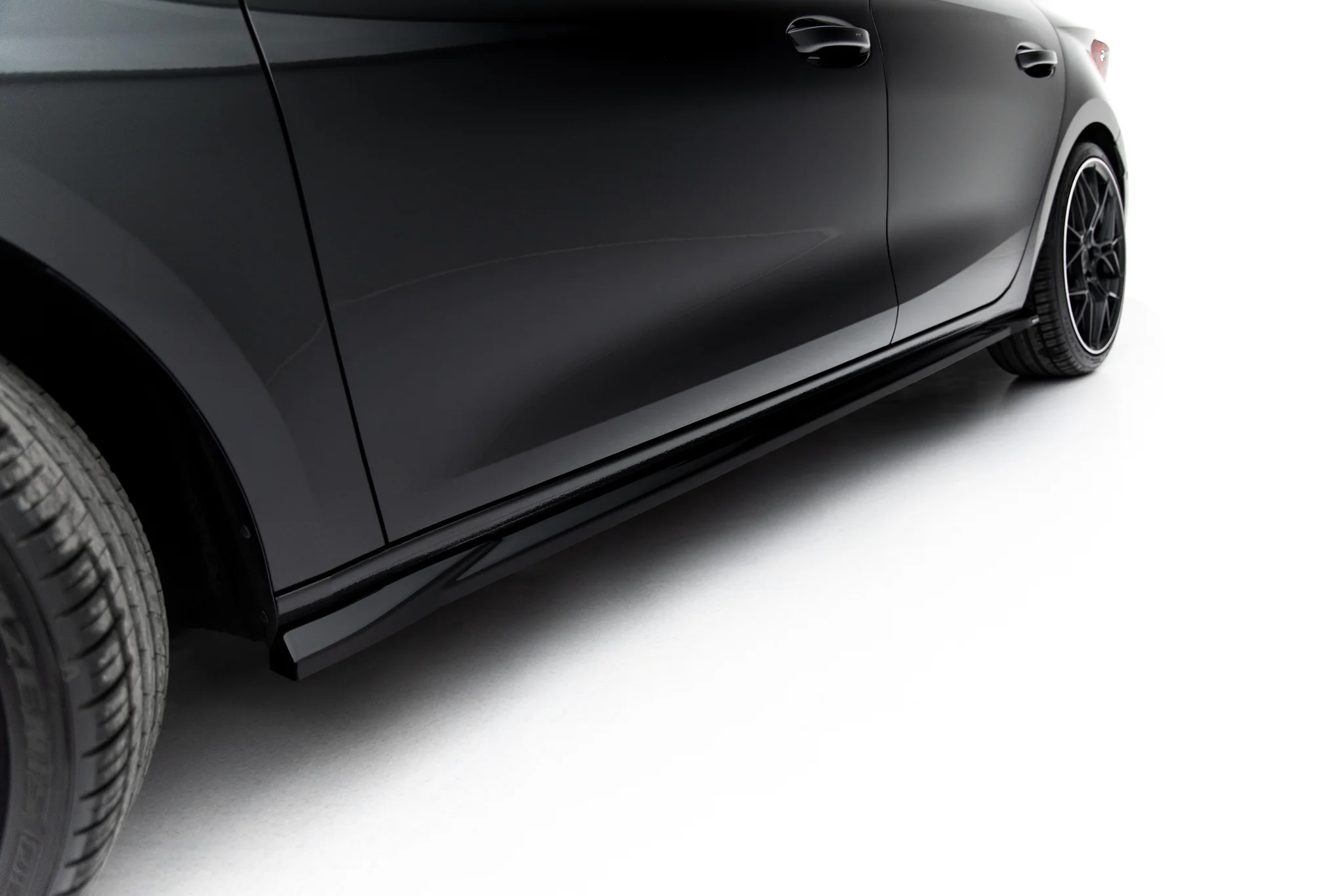 Set of Splitters V.2 suitable for Cupra Leon Hatchback Mk1 Facelift - immagine 6