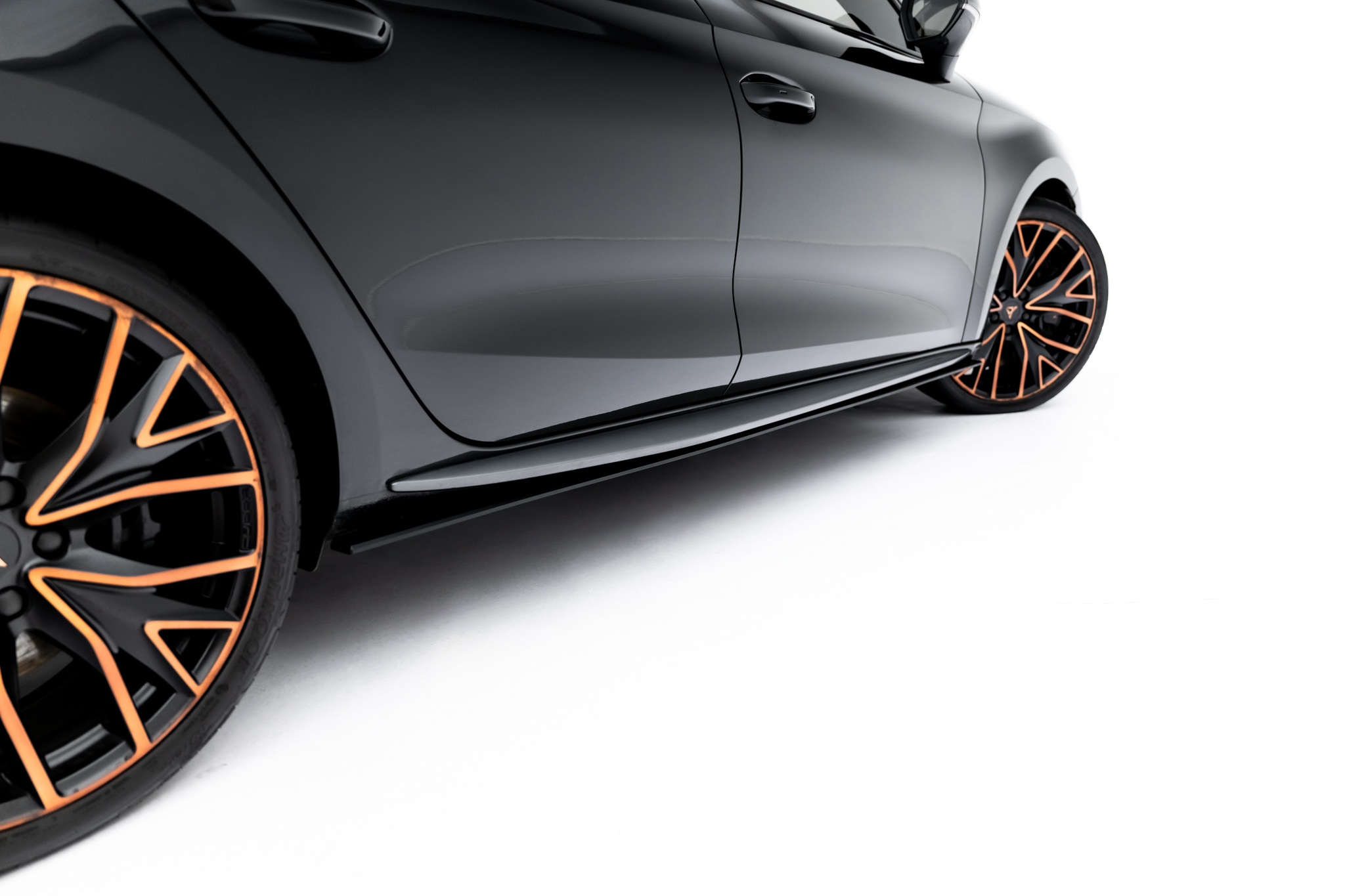 Street Pro Side Skirts Diffusers suitable for Cupra Leon ST / Hatchback Aero Mk1 / Mk1 Facelift - immagine 3