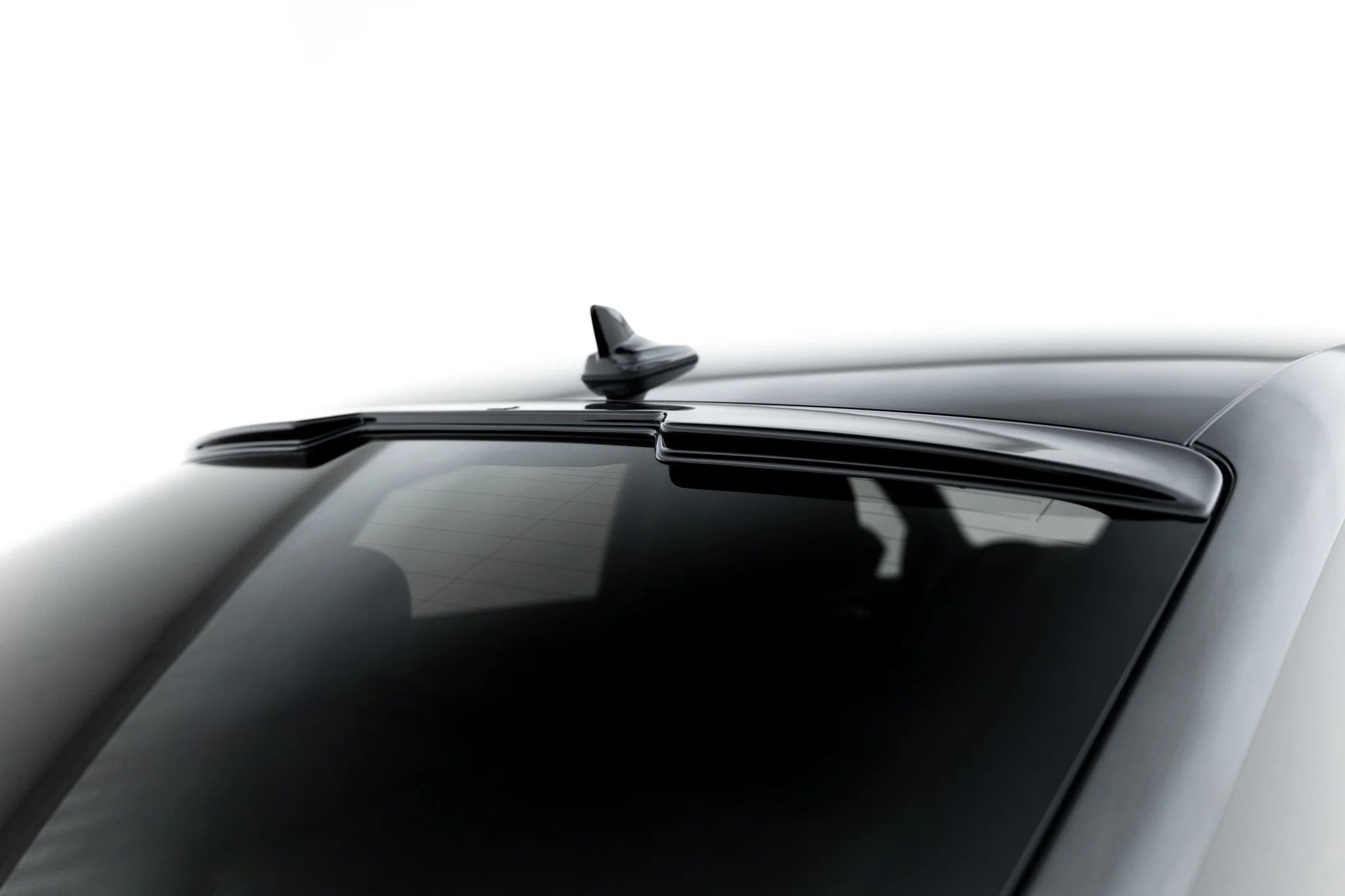 The extension of the rear window suitable for Audi A3 Sedan 8Y Facelift - immagine 2