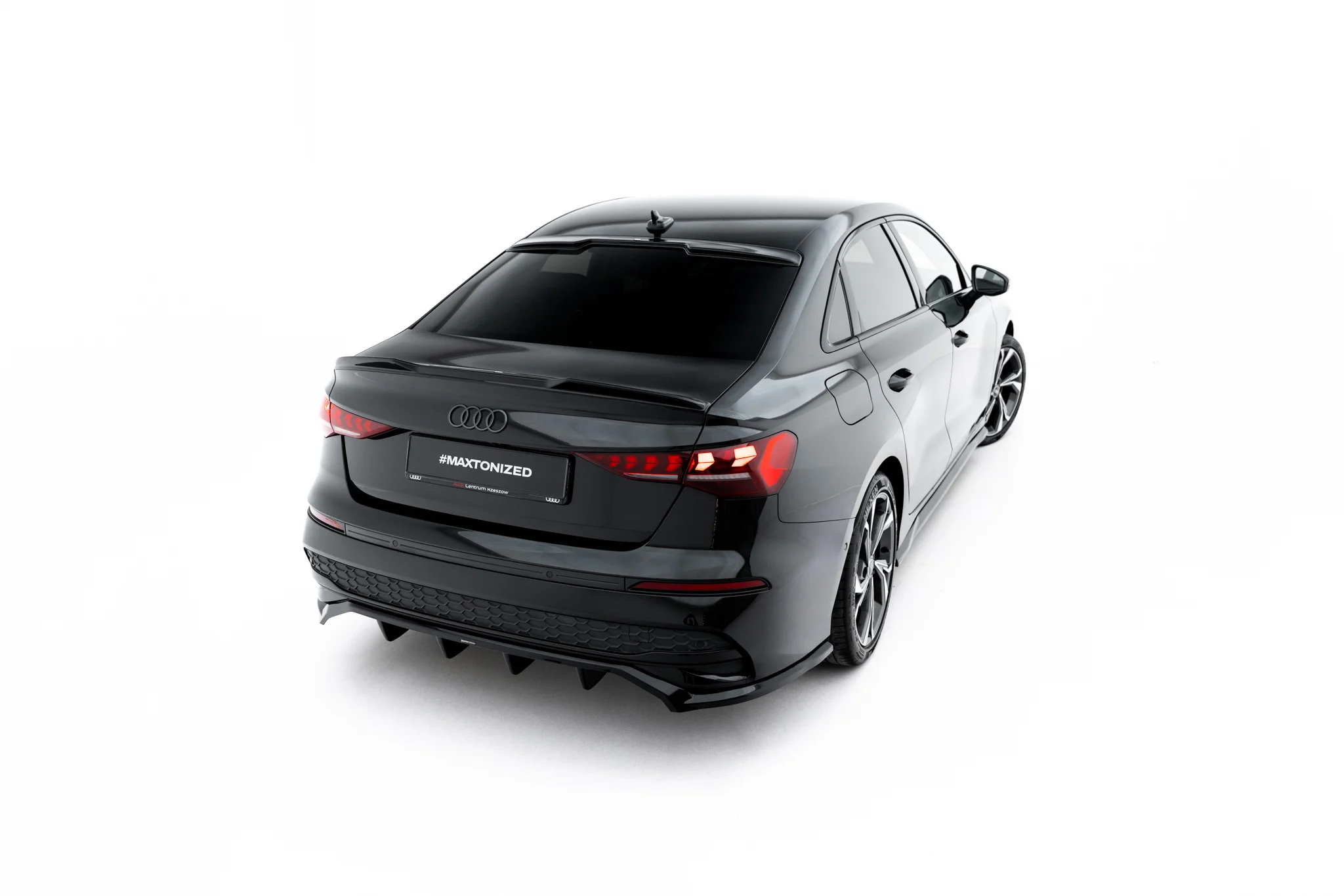 The extension of the rear window suitable for Audi A3 Sedan 8Y Facelift - immagine 3