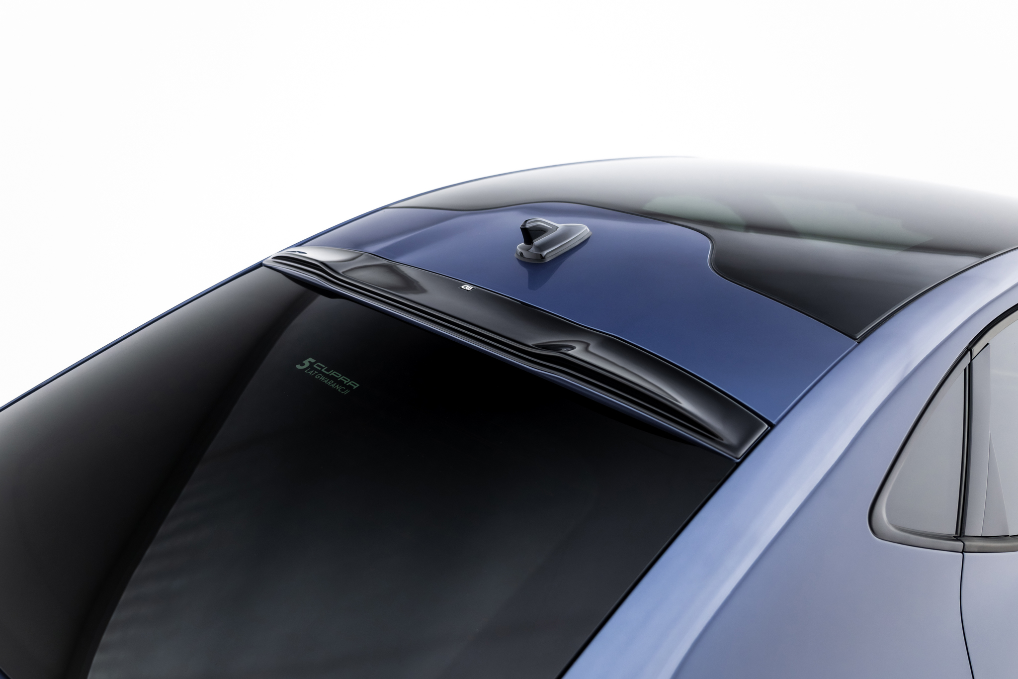 The extension of the rear window suitable for Cupra Tavascan Mk1